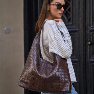 Shoulder Bag Brown Knit Pattern